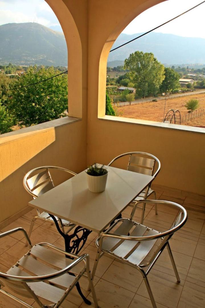 Guesthouse Bizani Neo Mpizani Dış mekan fotoğraf